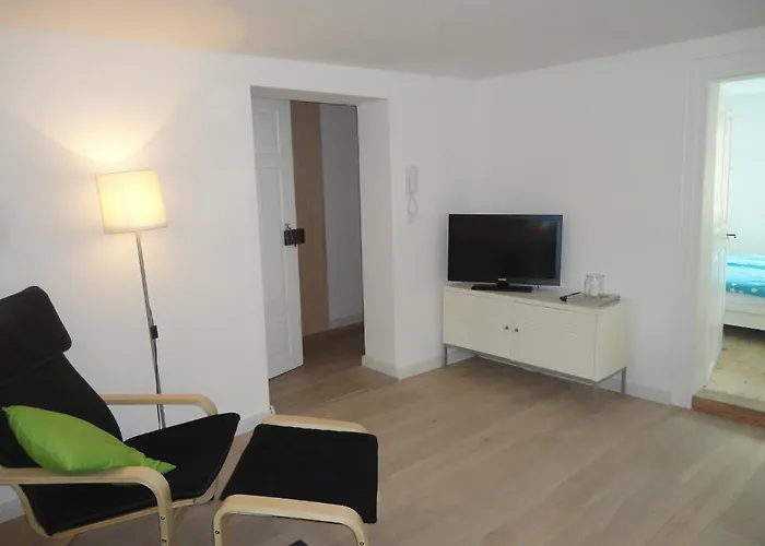 Schoenerferienwohnen In *